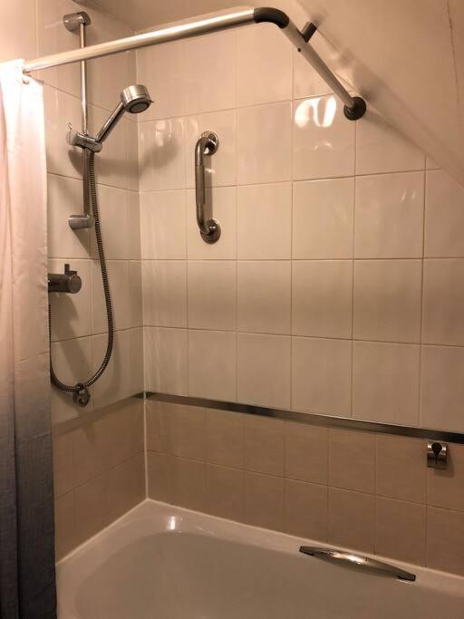 Stunning Apartment In The Heart Of Broadway Broadway  Ngoại thất bức ảnh